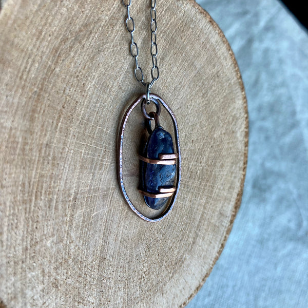Cordierite pendant