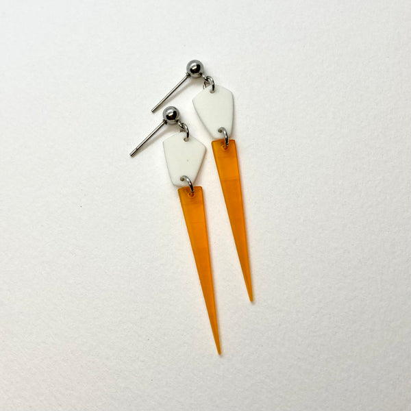 Dangling triangle earrings