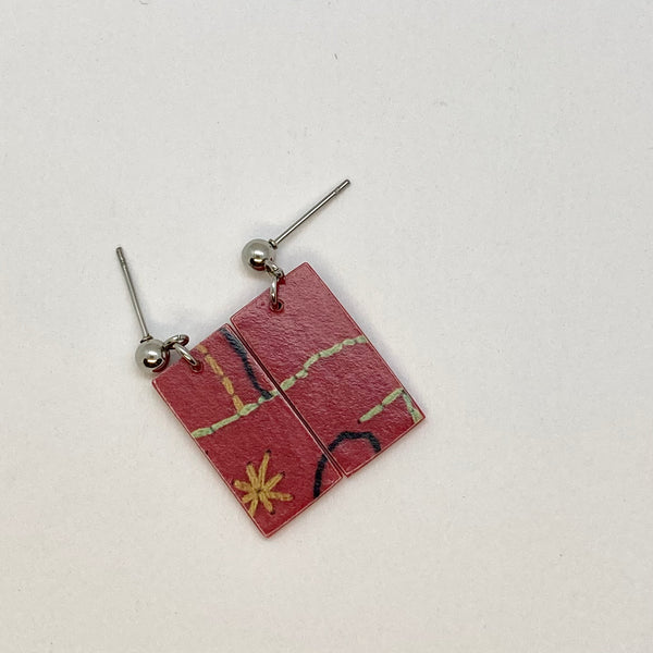 Label earrings