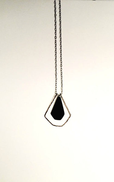 Hammered wire black
