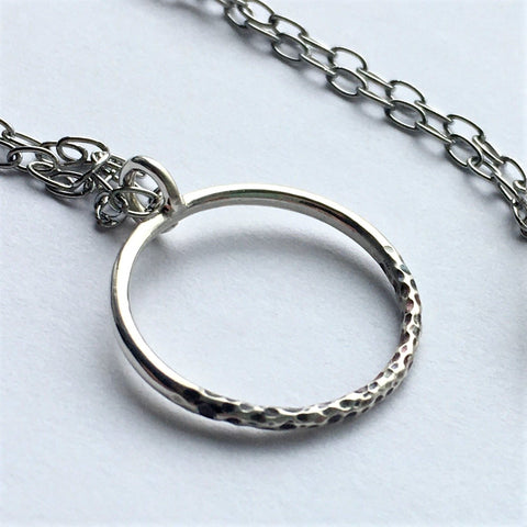 Textured pendant